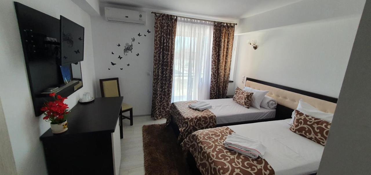 Motel Didona B Sendreni Buitenkant foto