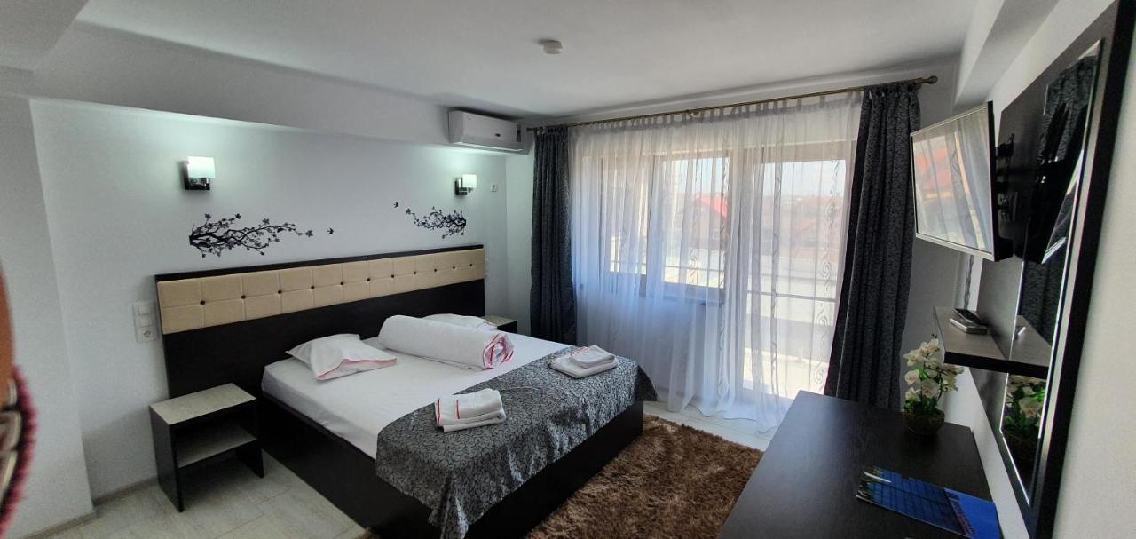 Motel Didona B Sendreni Buitenkant foto