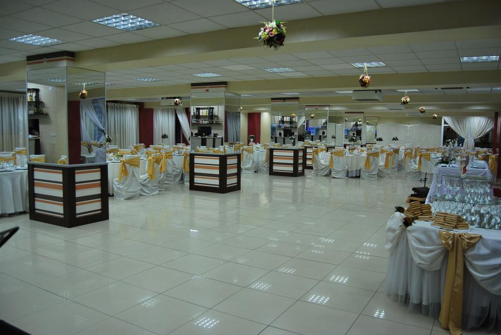Motel Didona B Sendreni Buitenkant foto